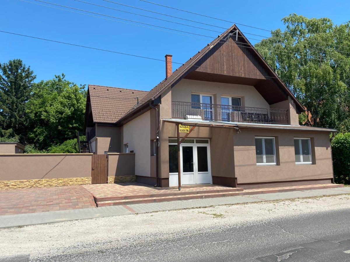 Fanni Vendégház Balatonboglár Esterno foto